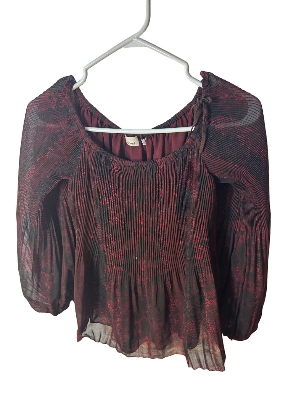 Wilfred Aritzia Talence Burgundy Floral Peasant pleated blouse off shoulder XS